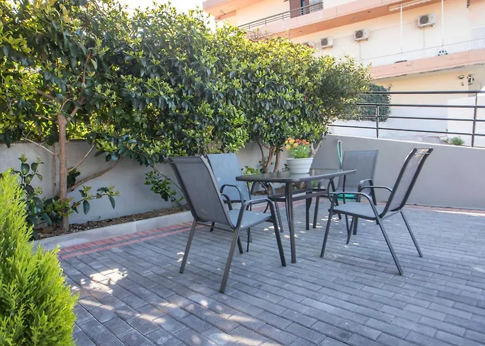 Hara's Cozy With Private Parking