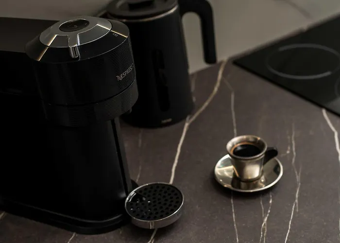 Appartamento Hara's Cozy With Private Parking Rhodes City