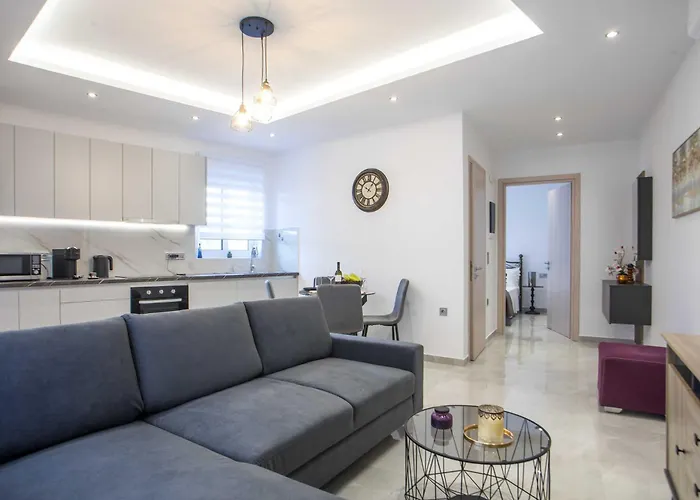 Hara's Cozy With Private Parking * Родос