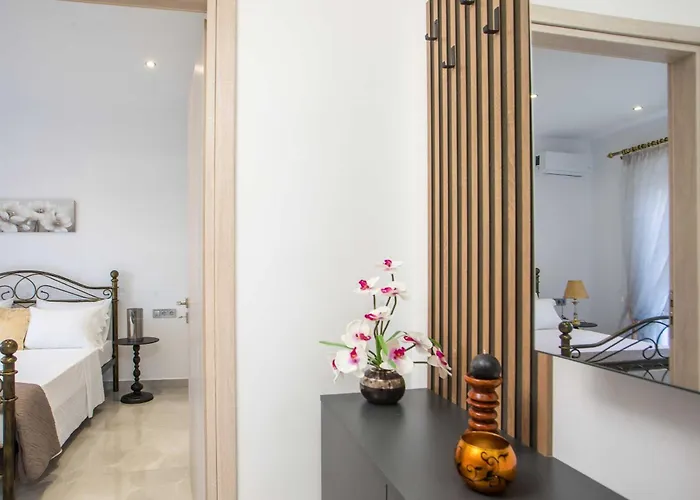 Hara's Cozy With Private Parking Rhodes City