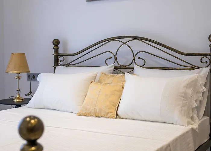 Hara's Cozy With Private Parking Apartment Rhodes City